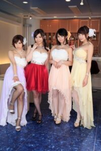 【VR】笹倉杏 折原ほのか 涼川絢音 浅田結梨 「超豪華キャバクラハーレムフェラ！！ものすごい責めで大量発射！！」(cid)